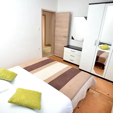Isic Apartamento Vir