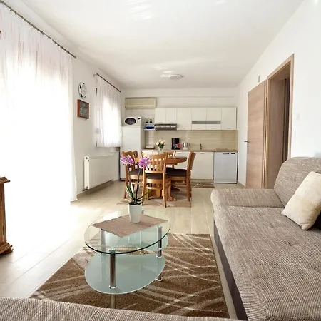Isic Apartamento